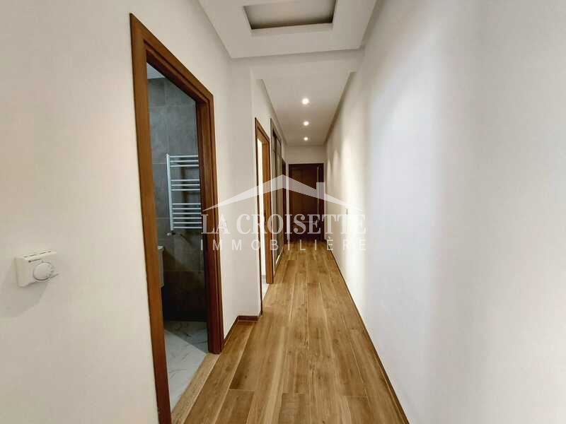 Appartement S+2 à La Soukra